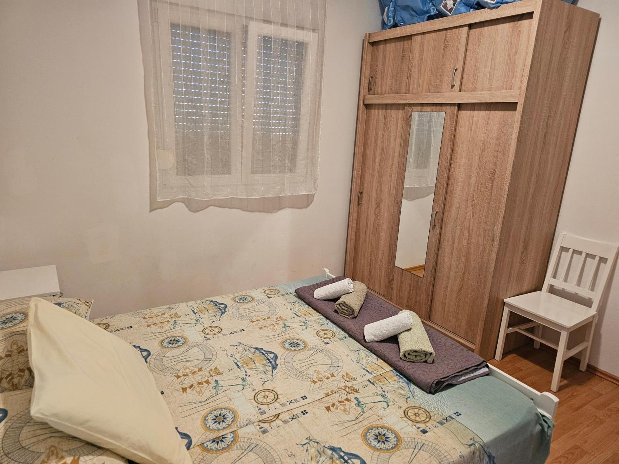 Apartments Zemunik Omis Exterior photo