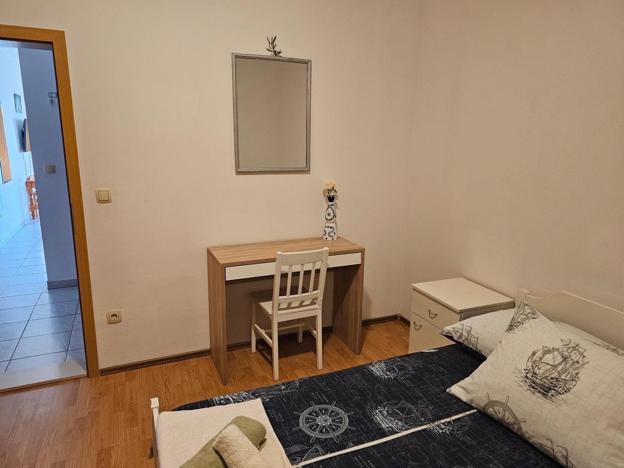 Apartments Zemunik Omis Exterior photo