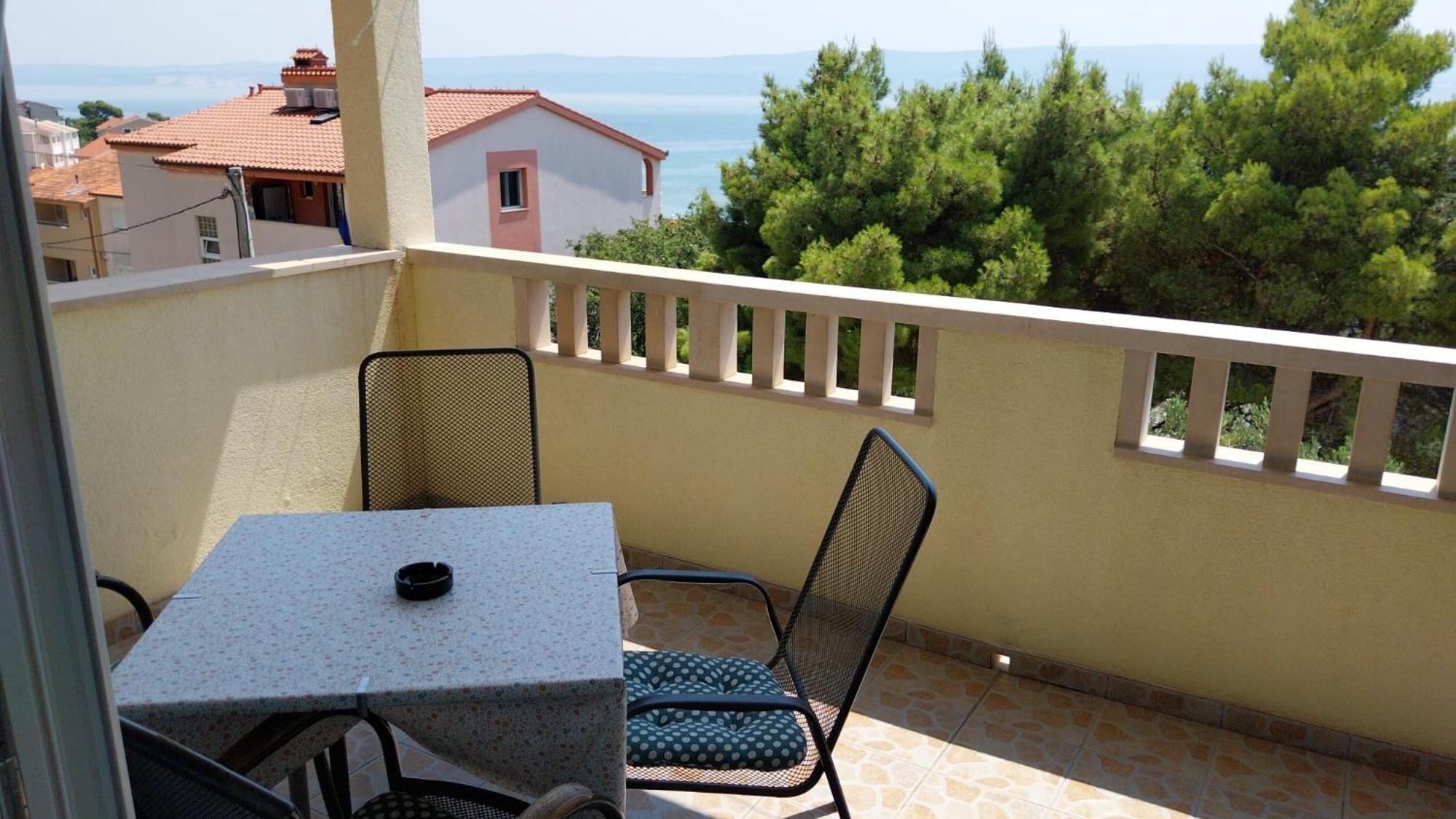 Apartments Zemunik Omis Exterior photo