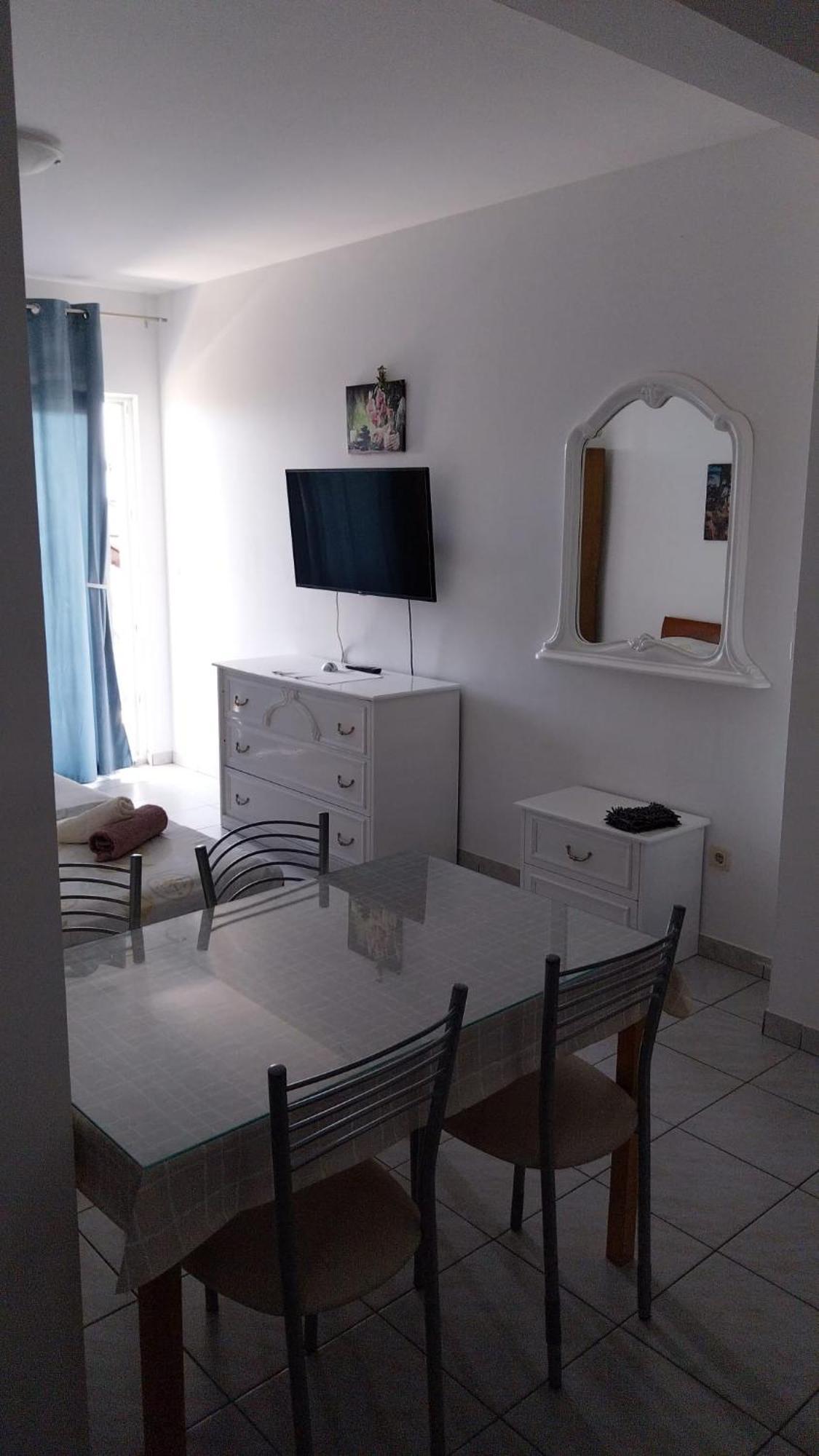 Apartments Zemunik Omis Exterior photo